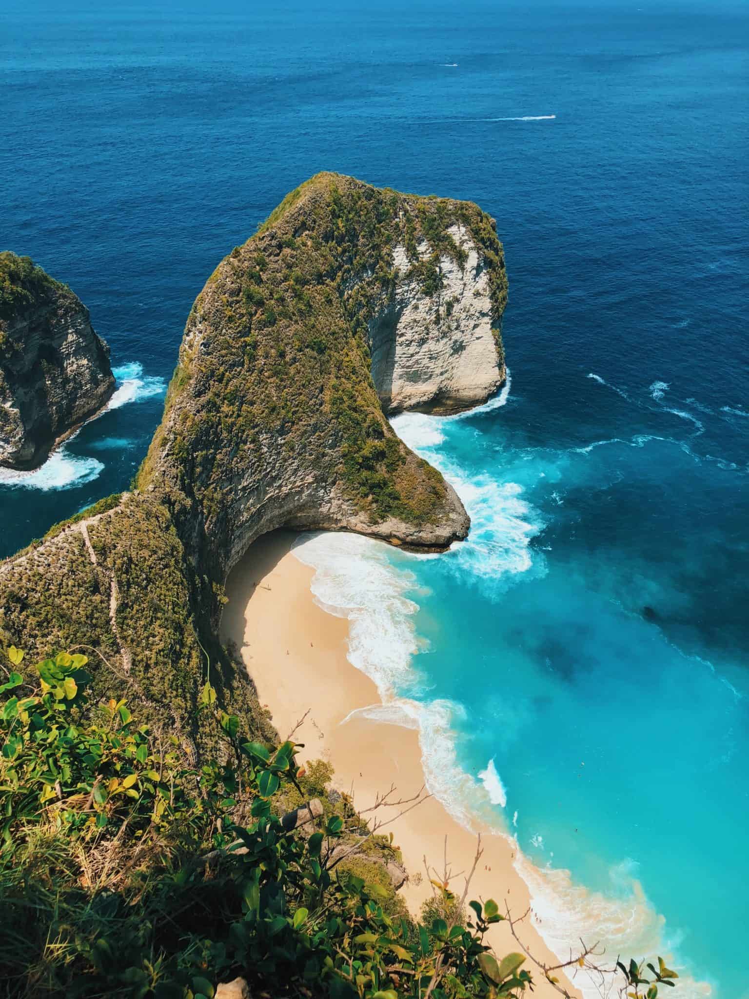 30-beautiful-bucket-list-islands-you-must-visit-now
